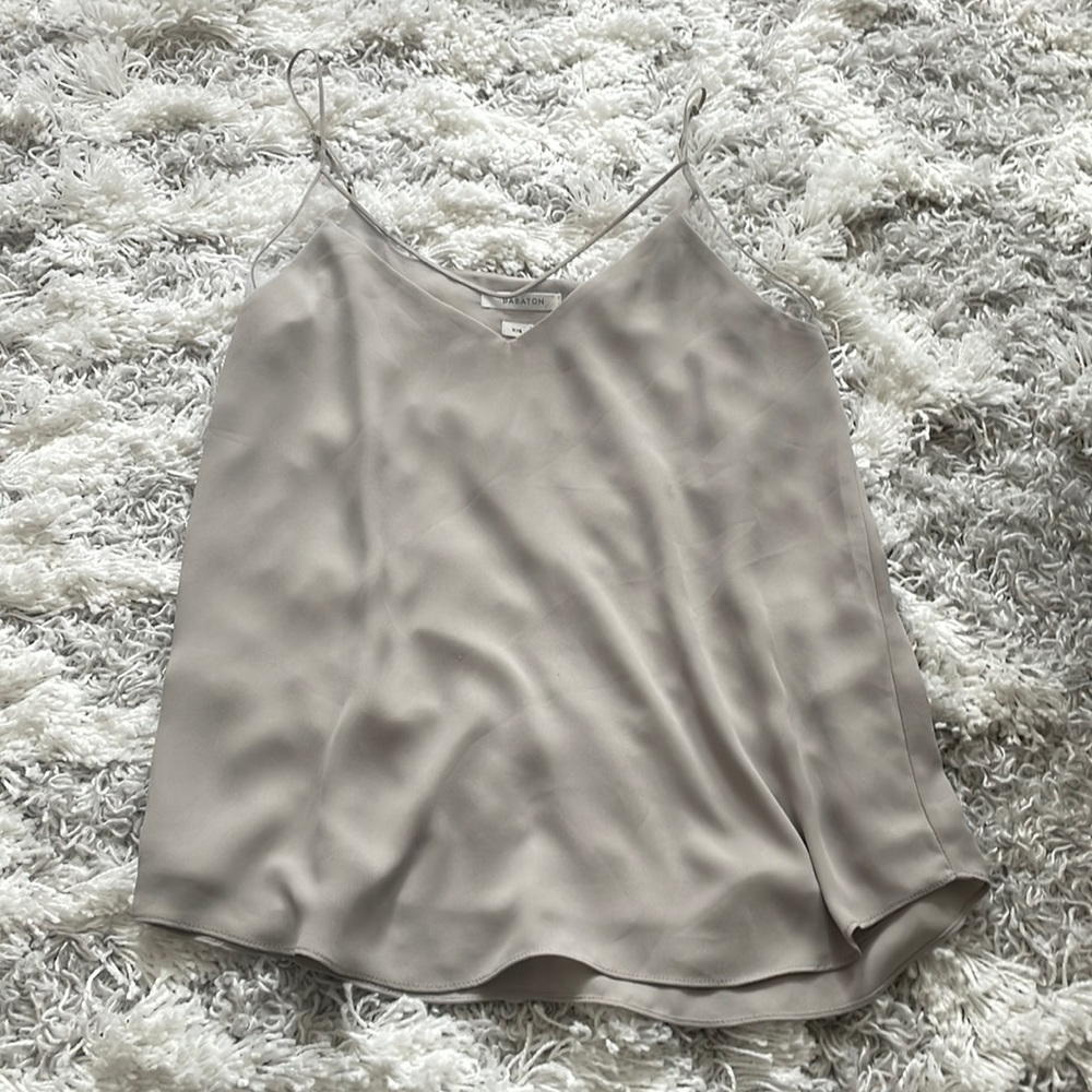grey babaton tank